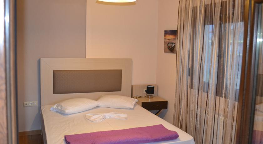 Αmalia Lux Villas Vrasná Exteriör bild