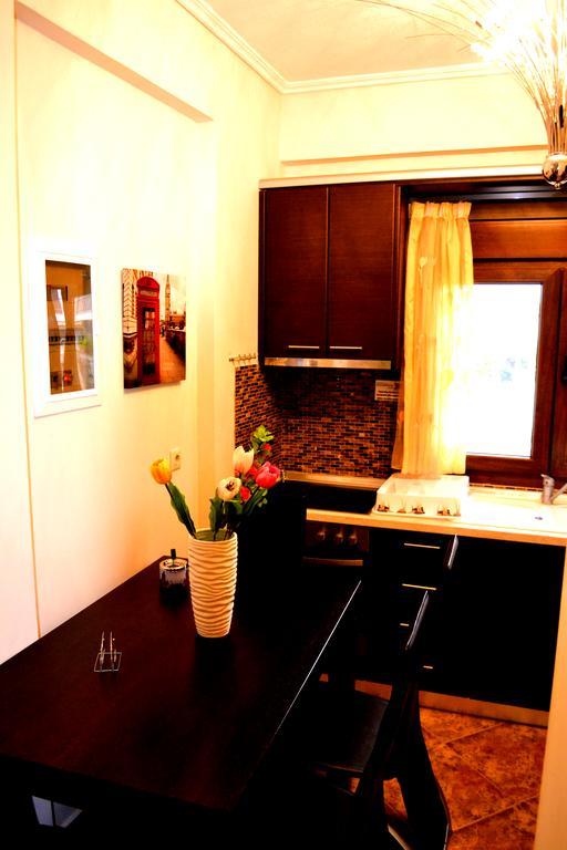 Αmalia Lux Villas Vrasná Rum bild